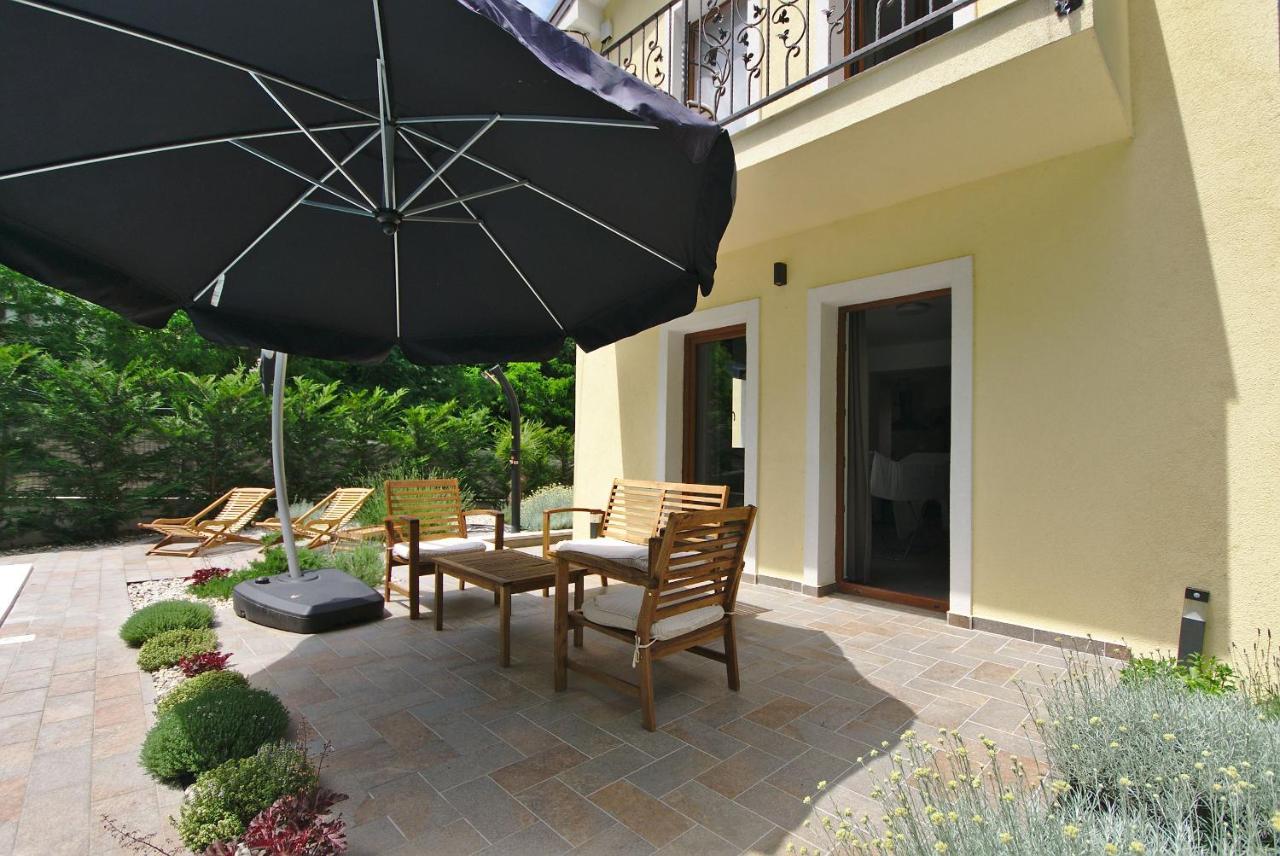 Holiday House With Pool Čavle Esterno foto